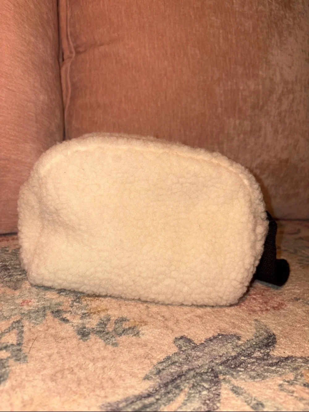 White Sherpa Kate spade cosmetic bag